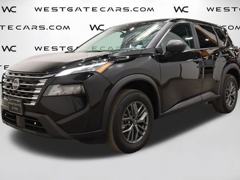 Used 2024 Nissan Rogue S FWD image 1