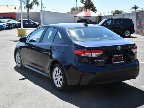 Used 2024 Toyota Corolla LE FWD image 6