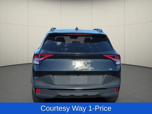 Used 2025 Kia Sportage X-Line w/ Premium Package AWD/4WD image 8
