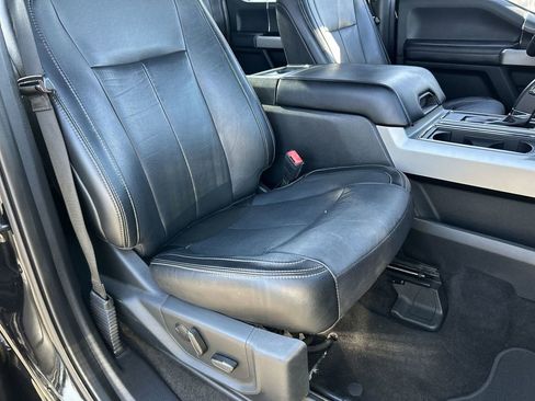 Used 2020 Ford F150 Lariat w/ Equipment Group 502A Luxury AWD/4WD image 28