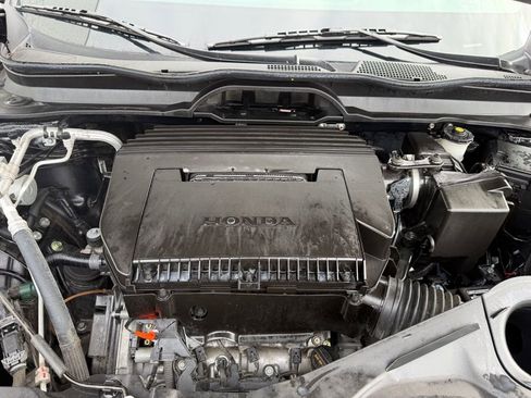 Used 2023 Honda Pilot LX image 13