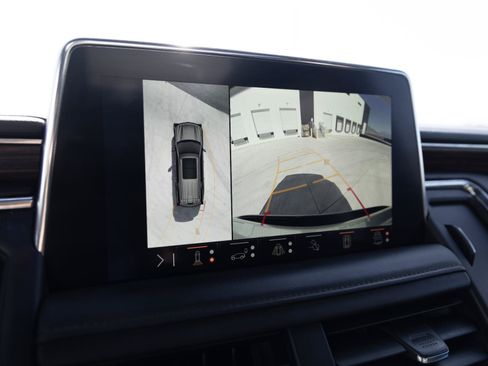 Used 2024 Chevrolet Tahoe High Country w/ Advanced Technology Package AWD/4WD image 31