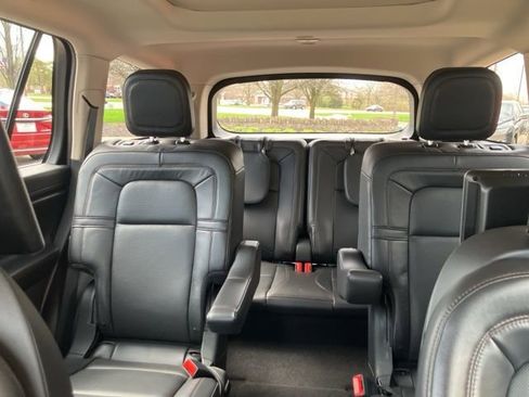 Used 2022 Lincoln Aviator Grand Touring AWD/4WD image 20