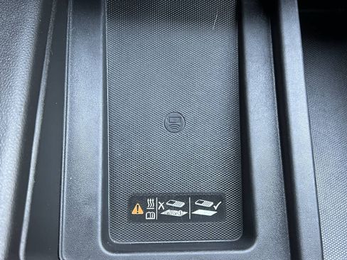 Used 2021 Chevrolet Silverado 1500 LTZ w/ LTZ Convenience Package II AWD/4WD image 36