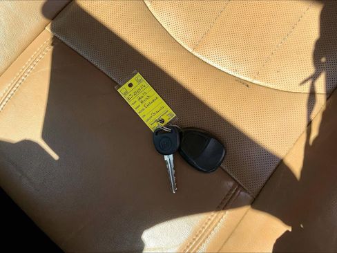 Used 2014 Buick Enclave Leather FWD image 13