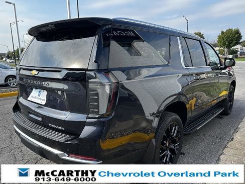 New 2025 Chevrolet Suburban Premier image 6