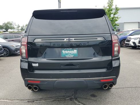 Used 2022 Chevrolet Suburban Z71 w/ Off-Road Capability Package AWD/4WD image 5
