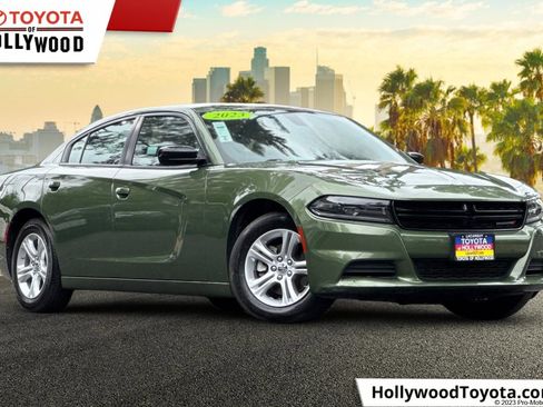 Used 2023 Dodge Charger SXT RWD image 1