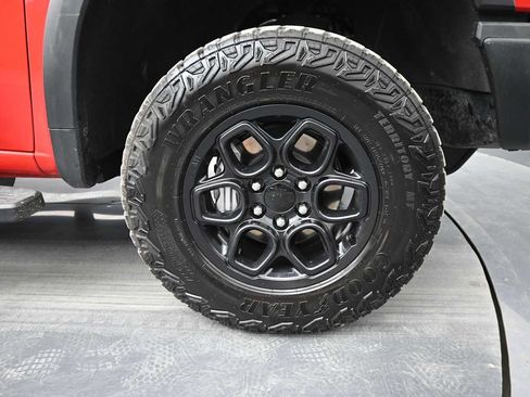 Used 2024 Chevrolet Silverado 1500 ZR2 w/ ZR2 Bison Edition AWD/4WD image 10