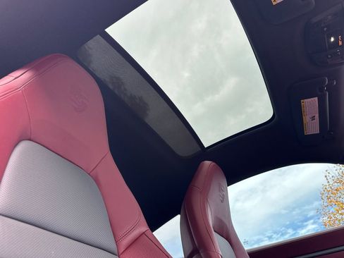 Used 2021 Porsche 911 Carrera S image 18