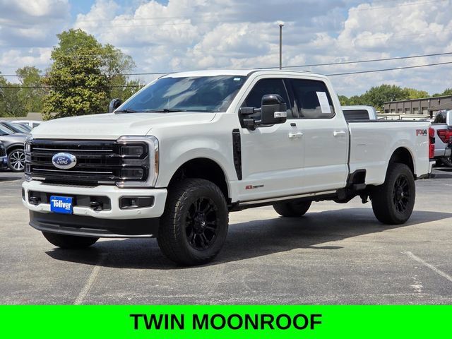 Used 2025 Ford F350 Platinum AWD/4WD image 4