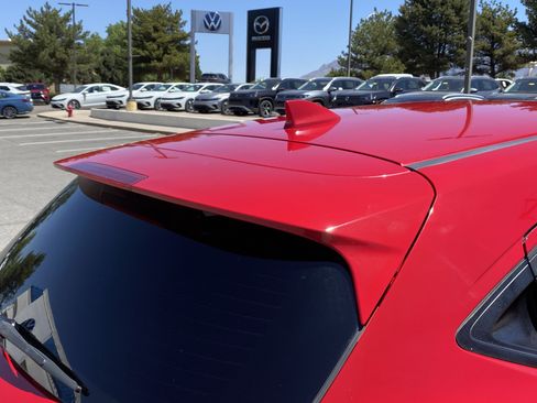 Used 2017 Honda HR-V EX image 25