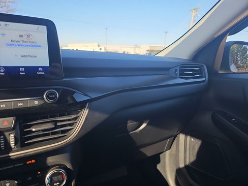 Used 2021 Ford Escape SEL w/ SEL Stealth AWD Package image 26