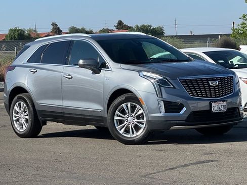 Used 2020 Cadillac XT5 Premium Luxury image 2