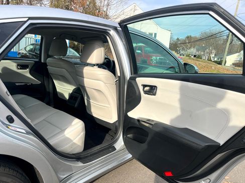 Used 2016 Toyota Avalon XLE Premium image 20