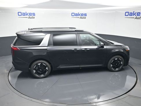 New 2026 Kia Carnival EX FWD image 54