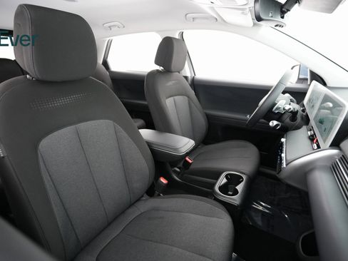 Used 2024 Hyundai Ioniq 5 SEL image 8