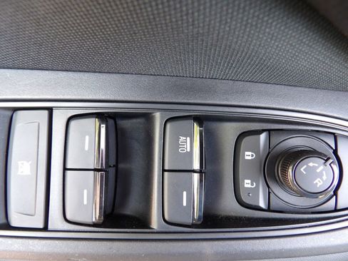 Used 2020 Subaru Forester w/ Alloy Wheel Package AWD/4WD image 10