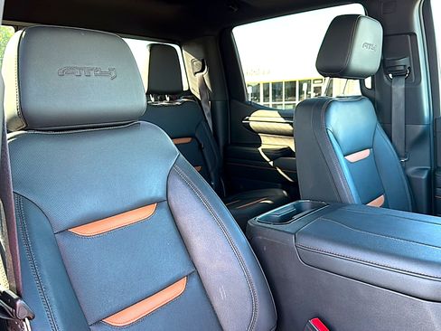 Used 2024 GMC Sierra 1500 AT4 w/ Technology Package AWD/4WD image 25