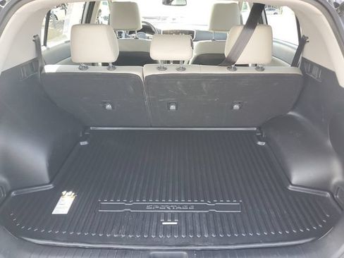 Used 2022 Kia Sportage EX AWD/4WD image 7