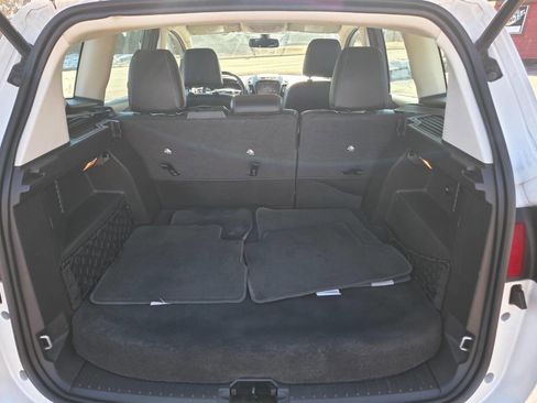 Used 2015 Ford C-MAX SEL w/ Equipment Group 302A image 21