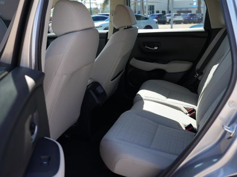 Used 2024 Honda HR-V LX image 14