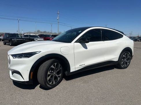 Used 2021 Ford Mustang Mach-E Premium image 29