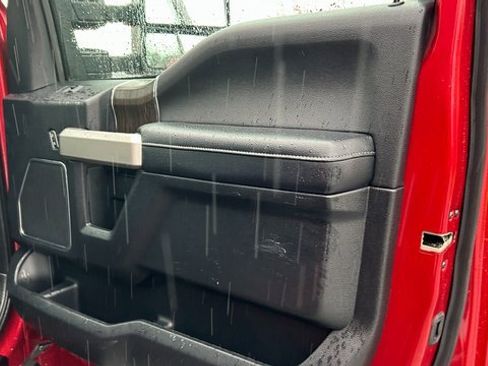 Used 2020 Ford F350 Lariat image 48