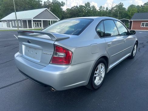 Used 2005 Subaru Legacy 2.5i AWD/4WD image 6