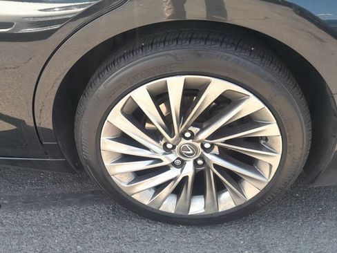 Used 2019 Lexus ES 350 Ultra Luxury w/ Accessory Package FWD image 28
