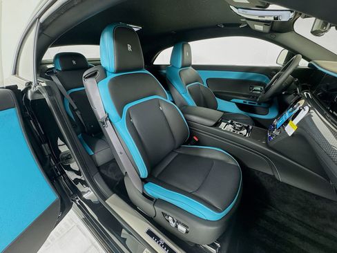 New 2026 Rolls-Royce Spectre Black Badge image 27