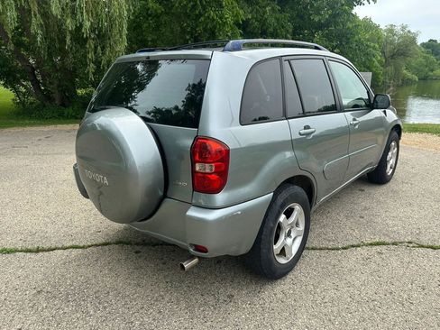Used 2005 Toyota RAV4 4WD image 6