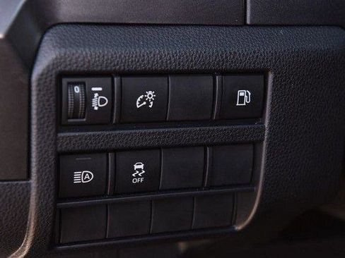 Used 2025 Toyota 4Runner SR5 image 11