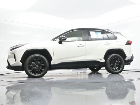 Used 2022 Toyota RAV4 XSE AWD/4WD image 51