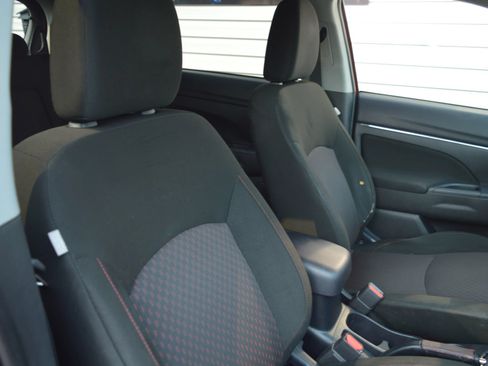 Used 2017 Mitsubishi Outlander Sport ES AWD/4WD image 18
