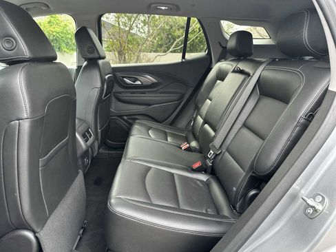 Certified 2024 GMC Terrain SLT AWD/4WD image 17