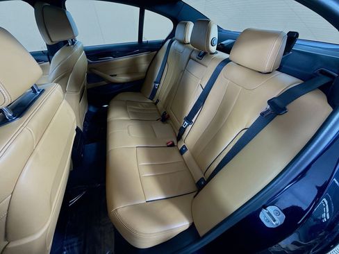 Used 2020 BMW 530e xDrive image 22