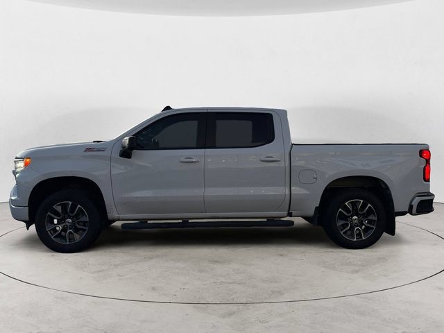Used 2022 Chevrolet Silverado 1500 RST AWD/4WD image 2