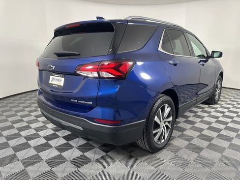 Used 2022 Chevrolet Equinox Premier image 3