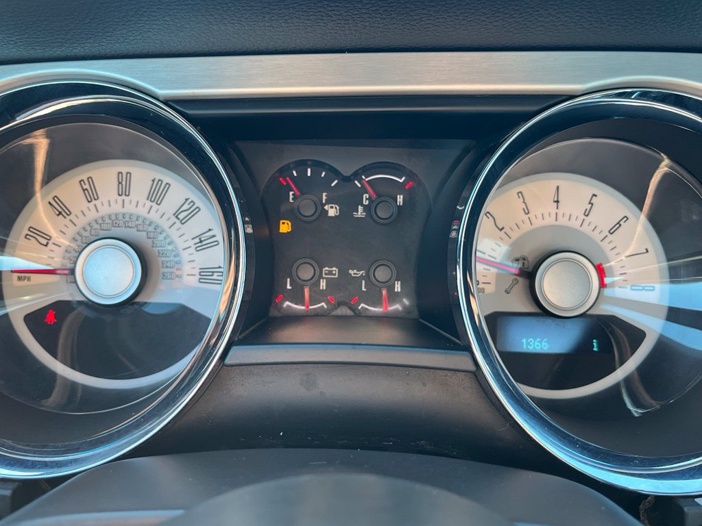 Used 2012 Ford Mustang Premium RWD image 18