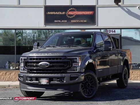 Used 2020 Ford F350 Lariat image 1