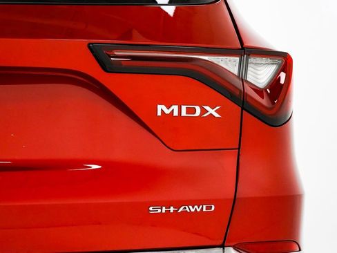 Certified 2025 Acura MDX w/ Technology Package image 32