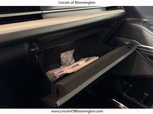 Used 2025 Lincoln Navigator L Reserve image 46