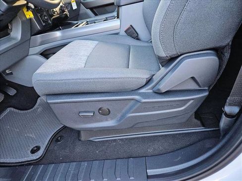 New 2026 Ford F250 XLT w/ FX4 Off-Road Package image 4