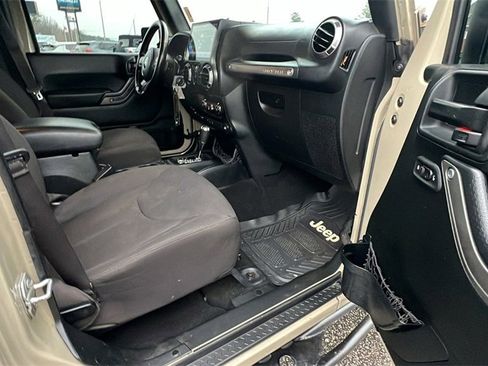 Used 2017 Jeep Wrangler Unlimited Sport w/ Quick Order Package 24S image 16