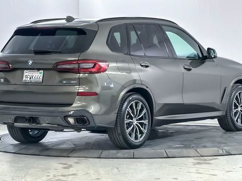 Used 2023 BMW X5 xDrive40i w/ M Sport Package AWD/4WD image 2