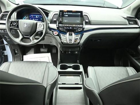 Used 2023 Honda Odyssey Elite image 21