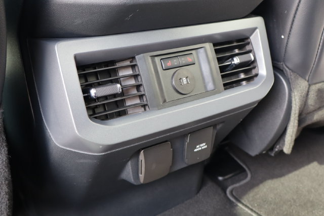 Used 2024 Ford F250 Lariat w/ Lariat Ultimate Package AWD/4WD image 12
