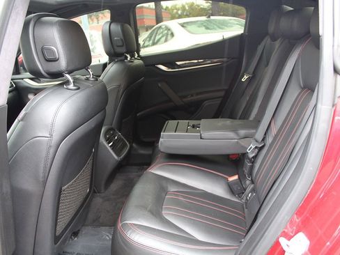 Used 2015 Maserati Ghibli S Q4 image 29