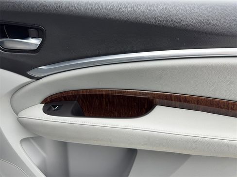 Used 2020 Acura MDX FWD image 51